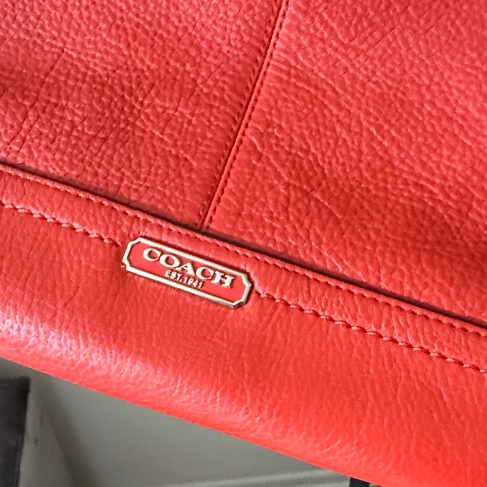 Coach Vibrant Red Shoulder Bag wonderful condition many compartments zip closure - Picture 2 of 12